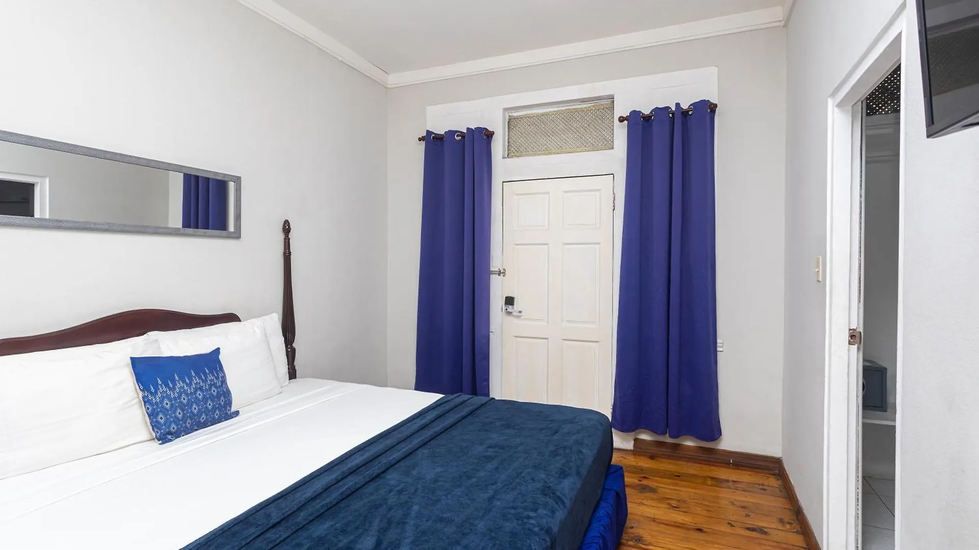 **  Hotel Caribic House Montego Bay Giamaica
